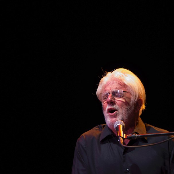 20589950_648165788724573_9162516950180429824_n