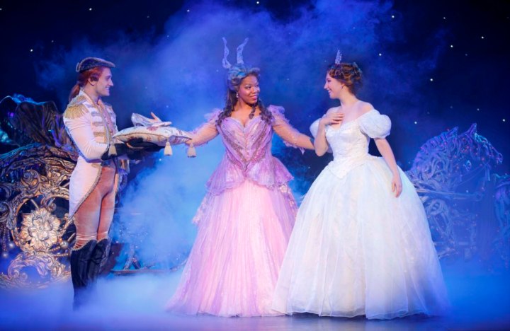 2018-19Cinderella0280r