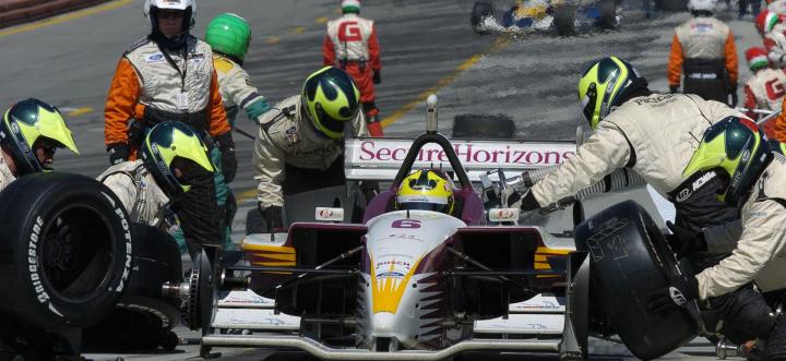 2004_bruno_junqueira_pits