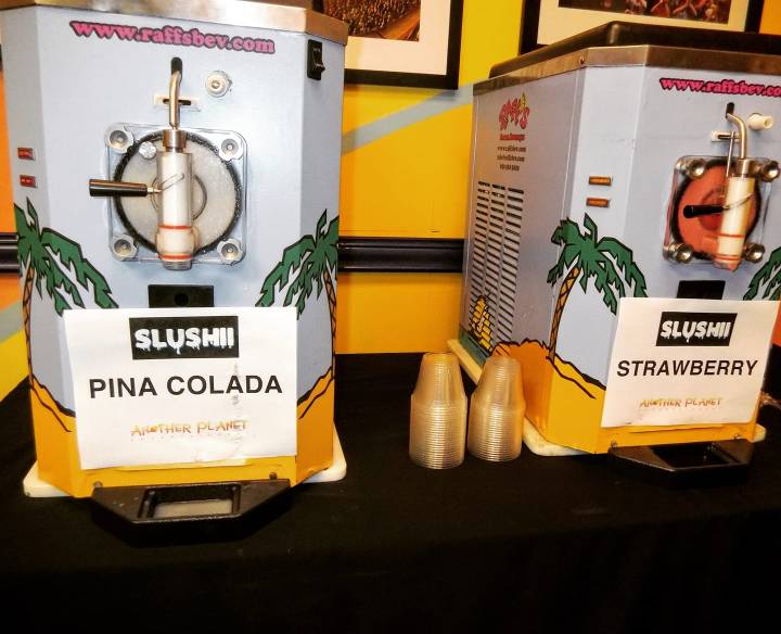 58462838_10155921175111036_275757726699618304_o